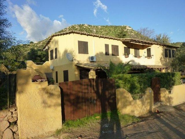 Casa Vacanza In Sardegna Wi-Fi Free Torre delle Stelle Luaran gambar